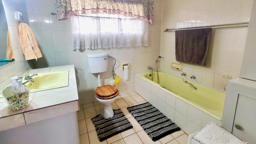 3 Bedroom Property for Sale in Potchefstroom North West